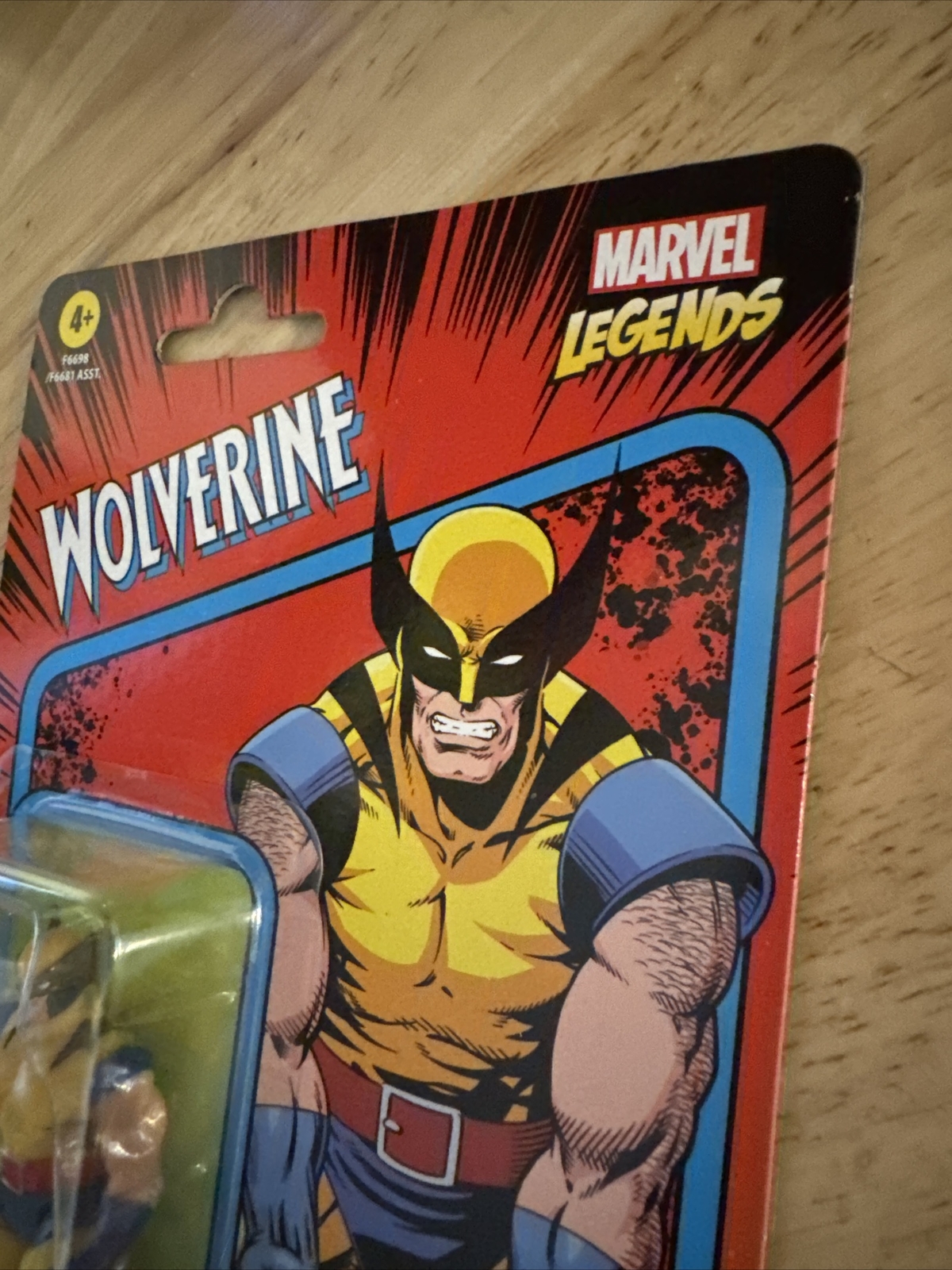 Wolverine Super Heroes MARVEL COMICS Legends Toy Figure Figurine Kenner Hasbro