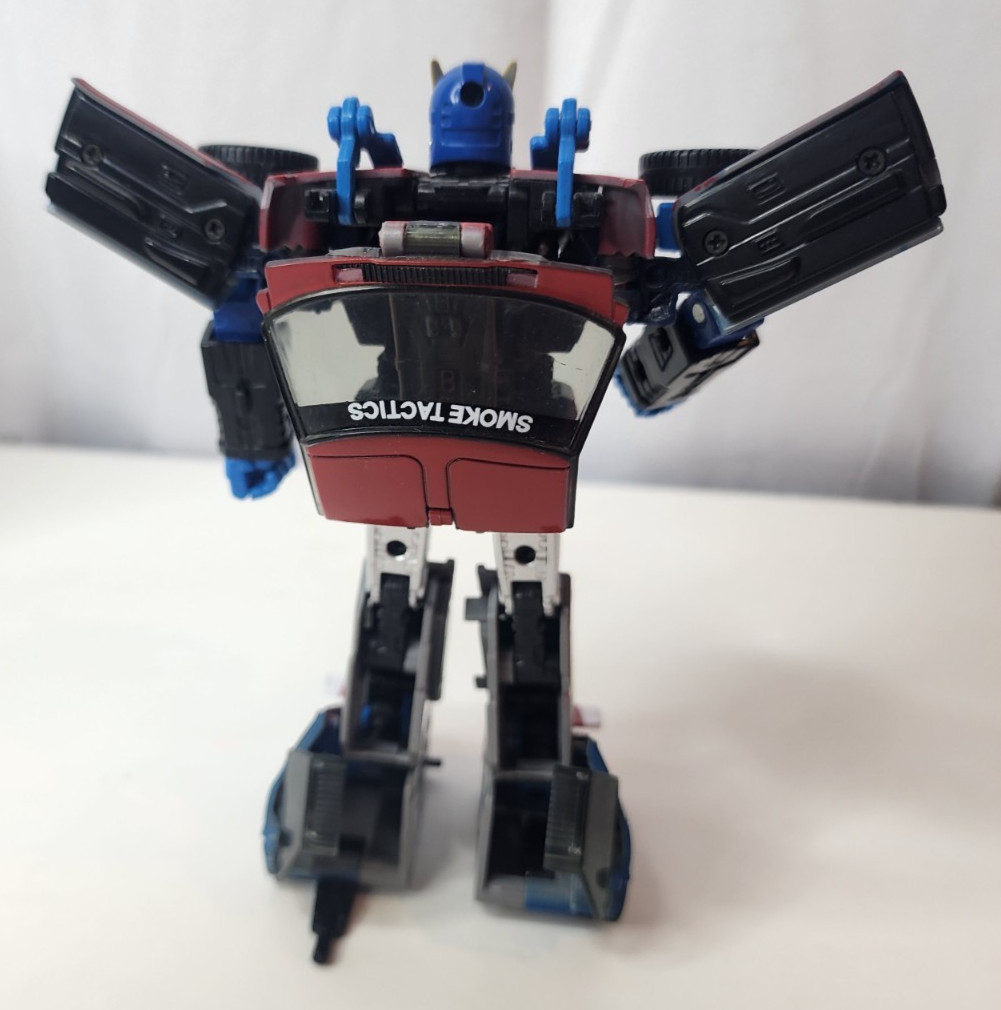 Takara Transformers Smokescreen 6.5 in Action Figure – MP-19 Broken Parts/Repair