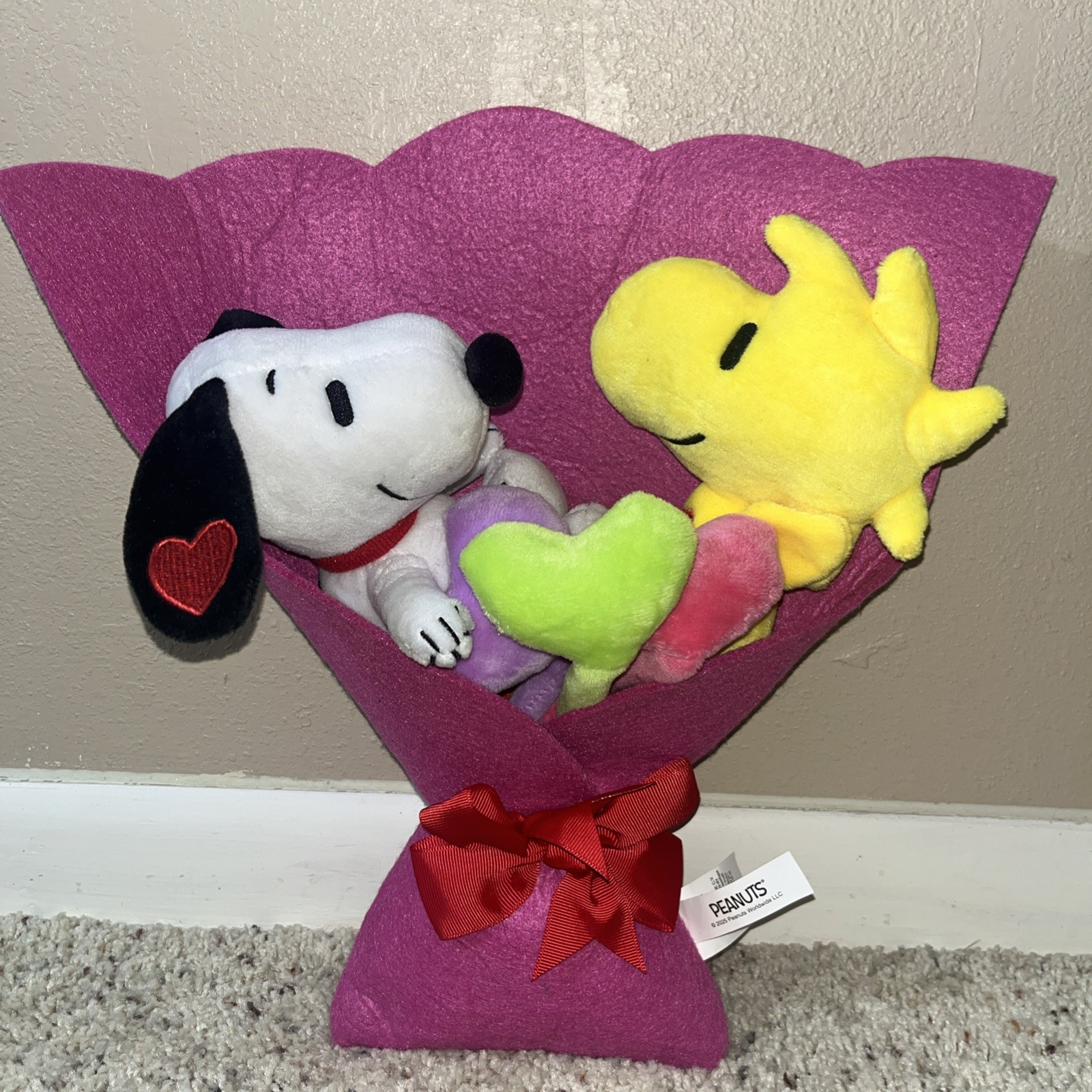 Peanuts Snoopy & Woodstock Valentine&rsquo;s Plush Bouquet 2025 Ruz Valentine Gift