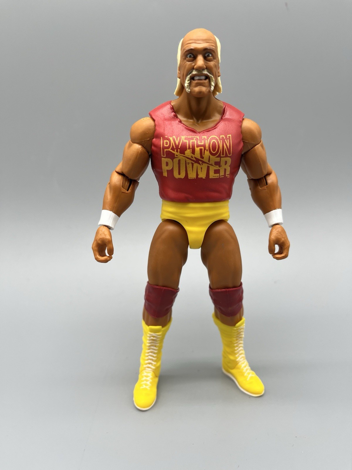 Hulk Hogan Hollywood WWE Basic Main Event Series 148 Python Power WWF NWO Figure