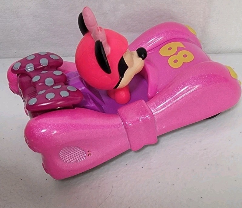 Disney Mickey Mouse Roadster Racers Minnie Mouse Pink Thunder Toy Car #89