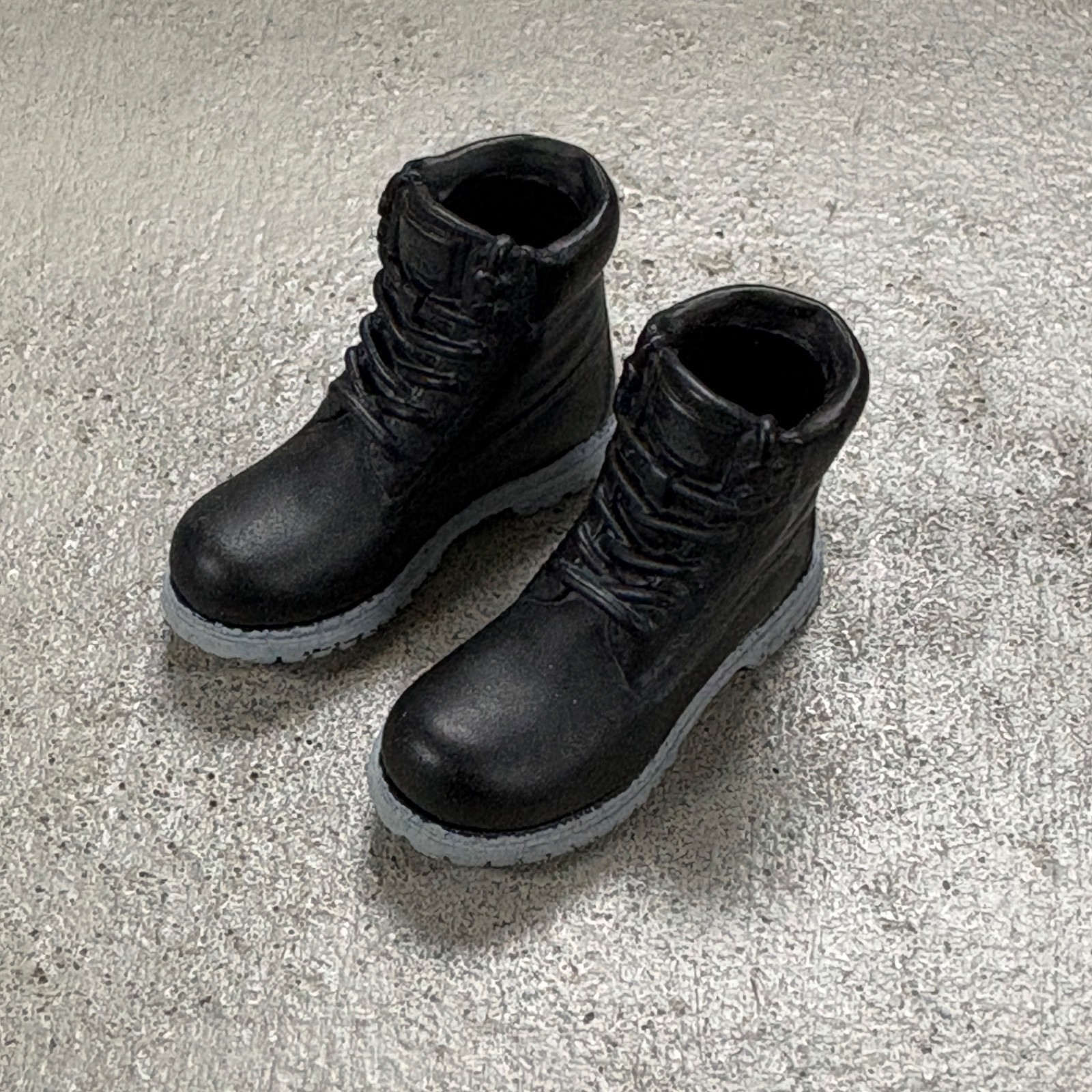 SU-MBT-BLK: 1/12 Worker Boots for 6&Prime; Romankey Nota NW Toys body – Black
