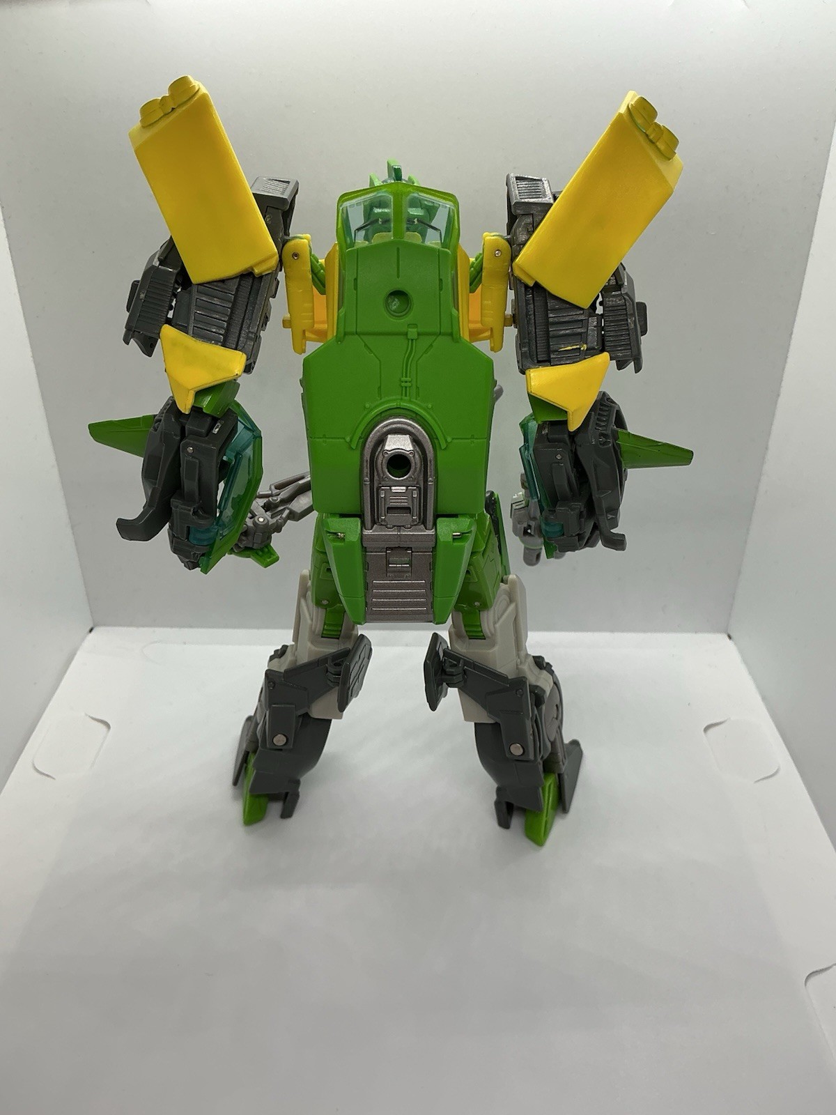 Transformers Generations Thrilling 30 Springer complete Hasbro IDW Voyager Class