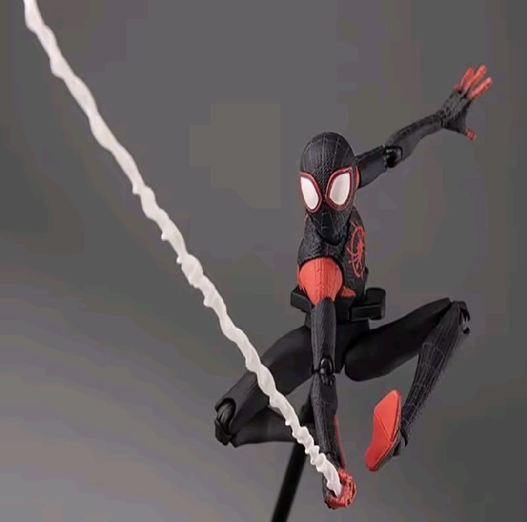 SM Superhero Action Figure – New