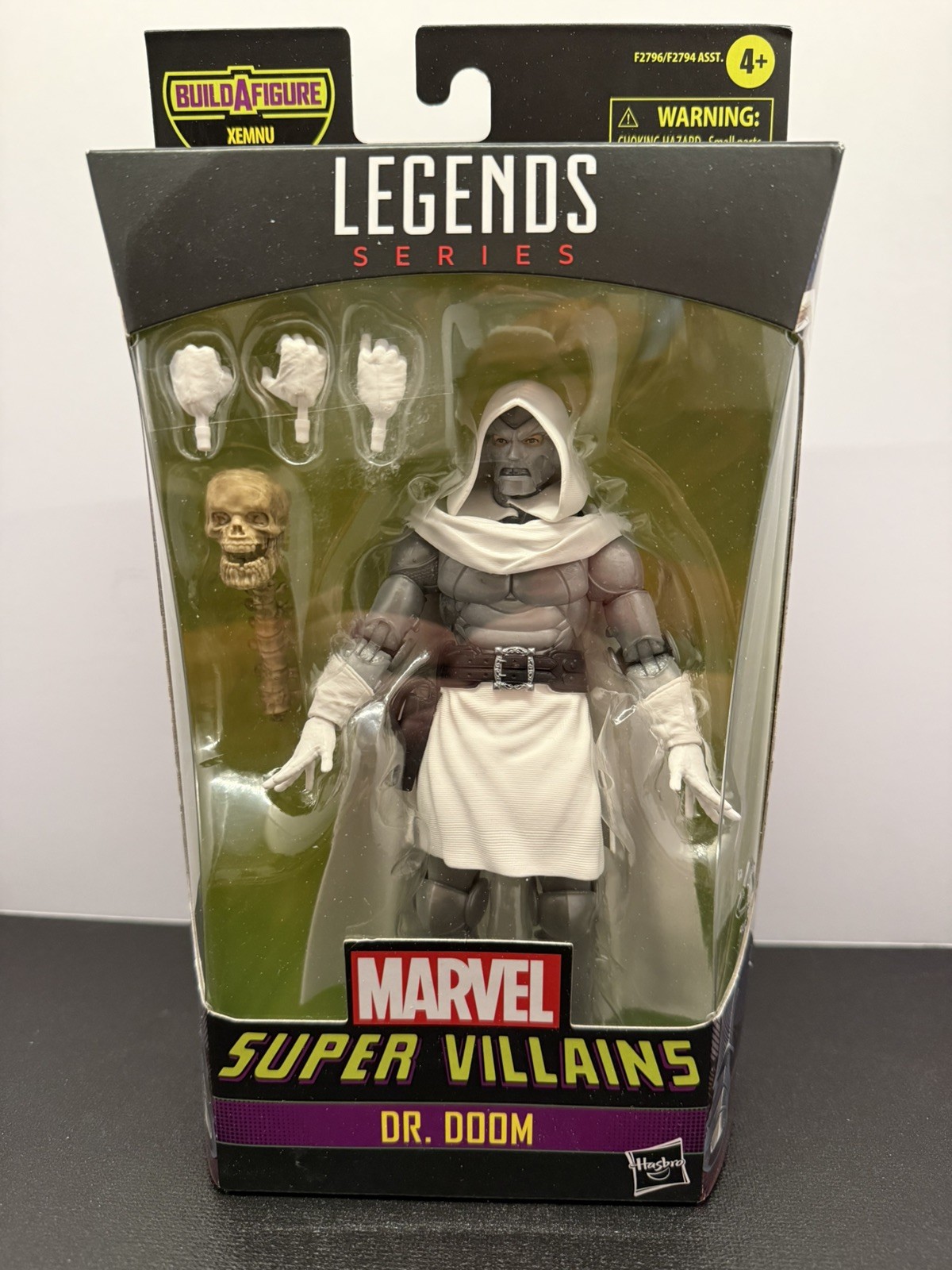 Marvel Legends Super Villains Series Dr. Doom Action Figure 2021 Hasbro F2796