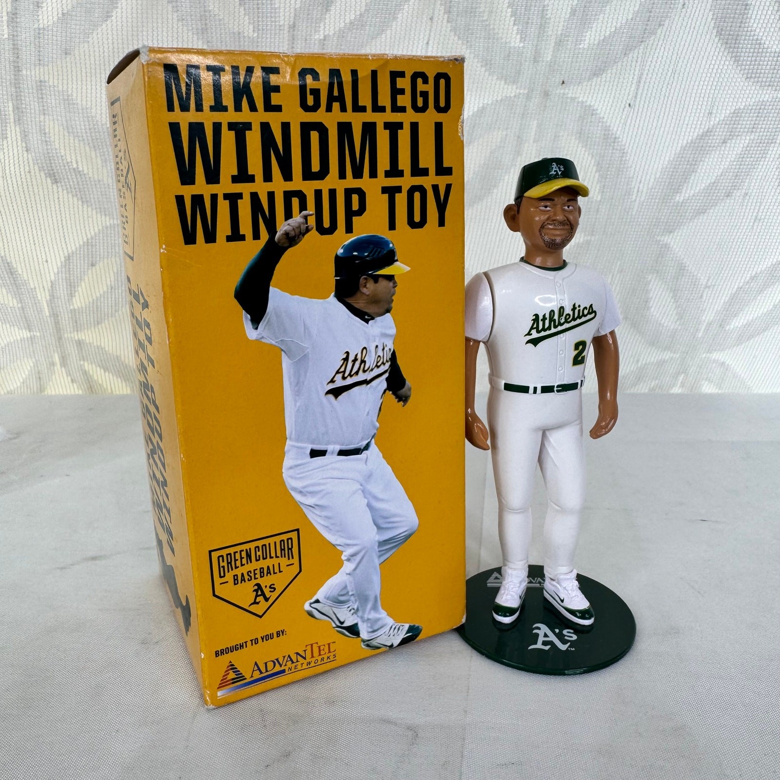 Oakland A&rsquo;s Mike Gallego Windmill Windup