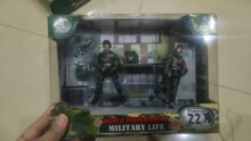 1/18 Military Life and Accessories Bunk Bed Army Scene Soldier Military Model