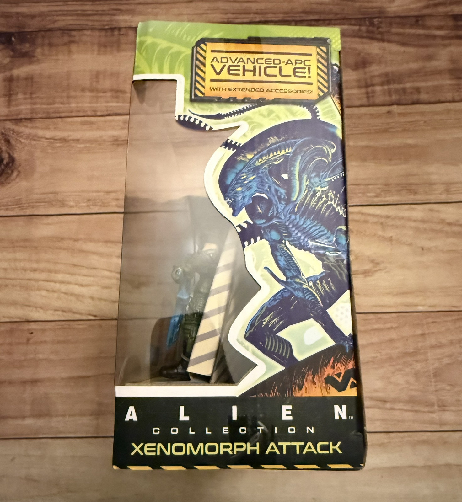 Alien Collection Xenomorph Attack Advanced APC Vehicle Lanard 2019 Walmart EXC