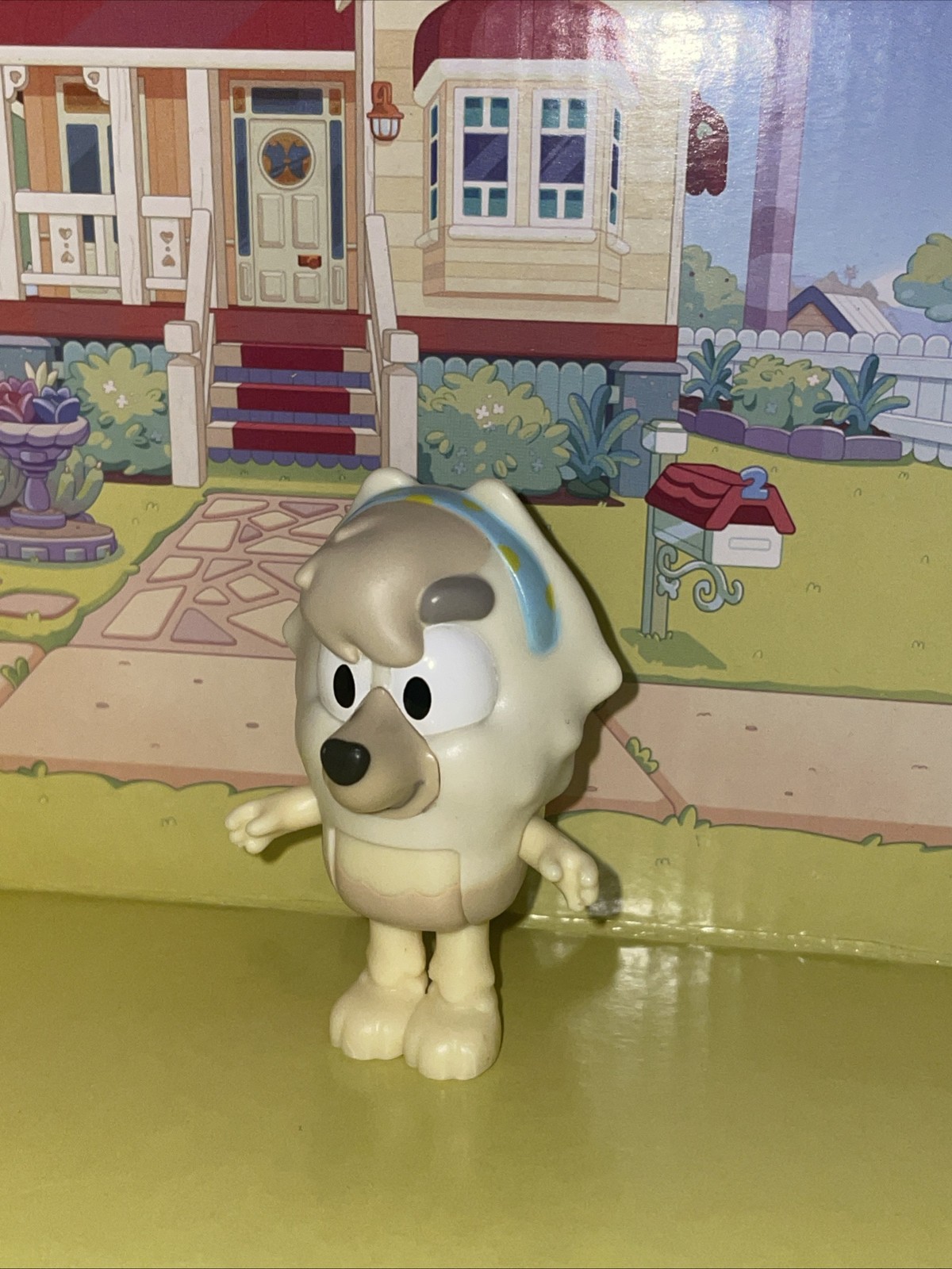 Bluey Friend JUDO Chow Chow White Dog Fancy Hair Replacement Figure Blue NEW