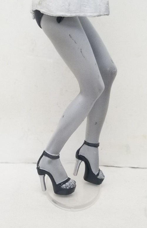 Incomplete NECA 6.5&Prime; Sin City SDCC 2005 Ex. Brittany Murphy B&W « Shellie » Figure