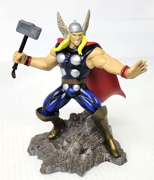 Thor Mini Diorama 3.75&Prime; Figure Yamato 2006 Marvel Universe Japan Color Variant