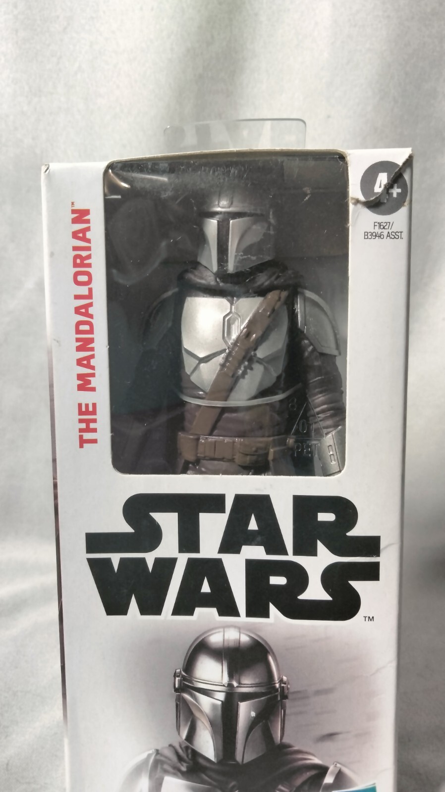 Star Wars E9358 The Mandalorian Action Figure