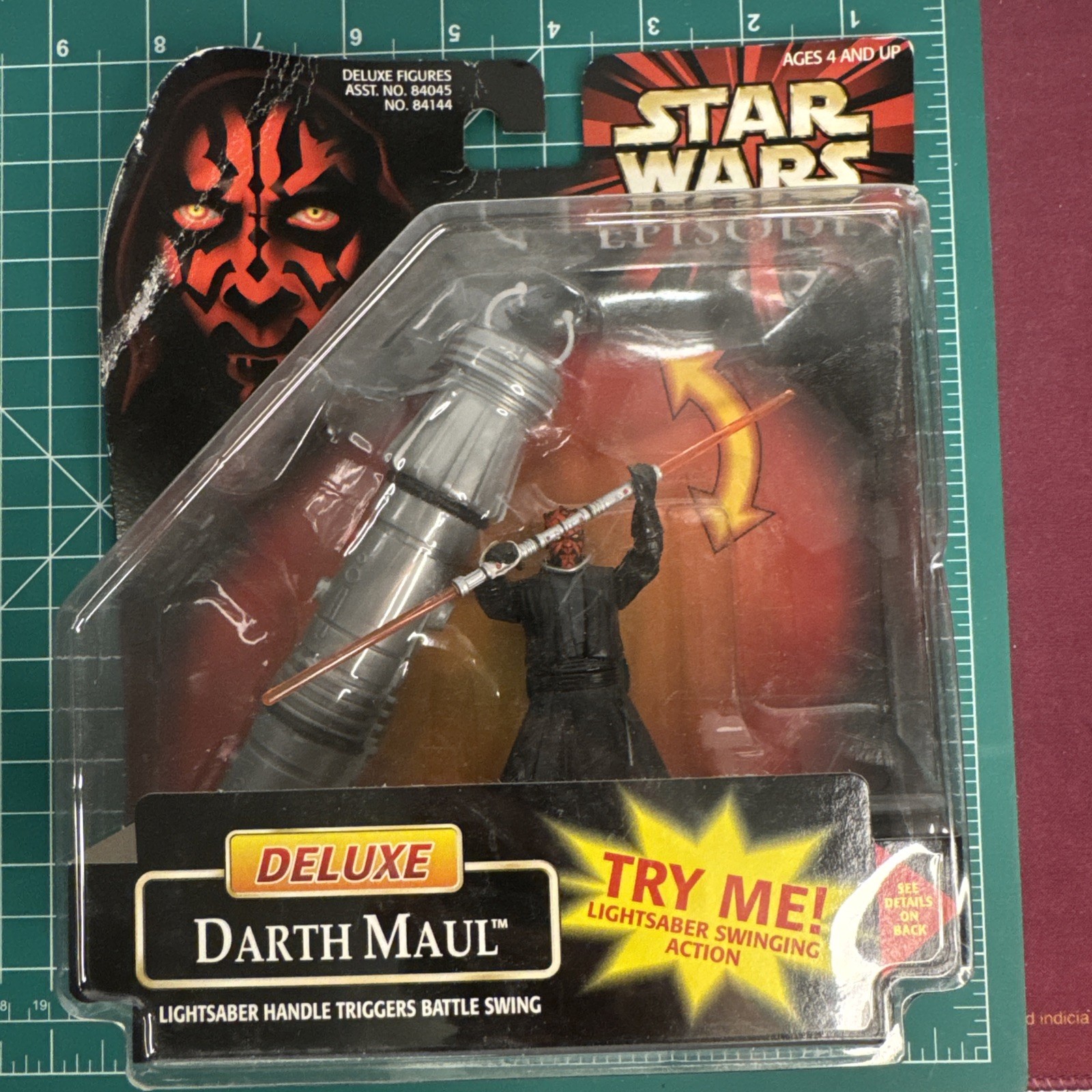 Star Wars – Episode I -Deluxe DARTH MAUL – Action Figure – NEW
