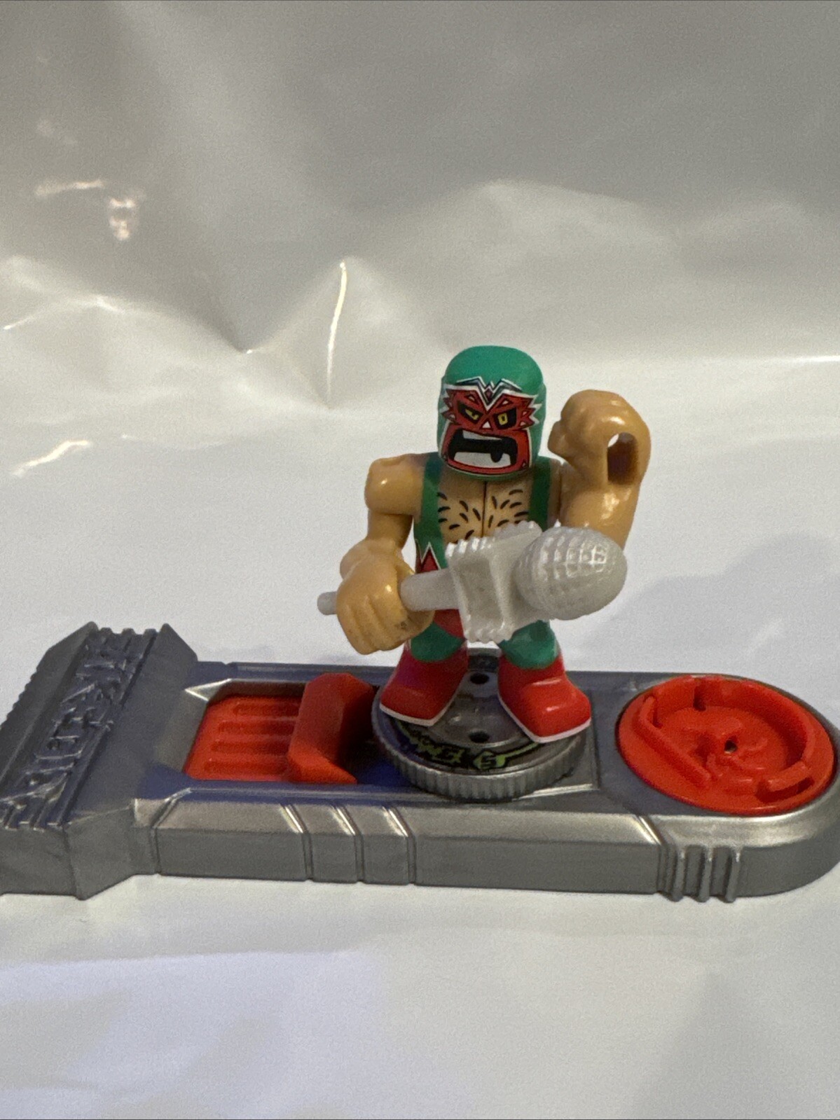 2021 Legends Of Akedo LOCO GRANDE – Arcade Warriors Series 1 With Controller