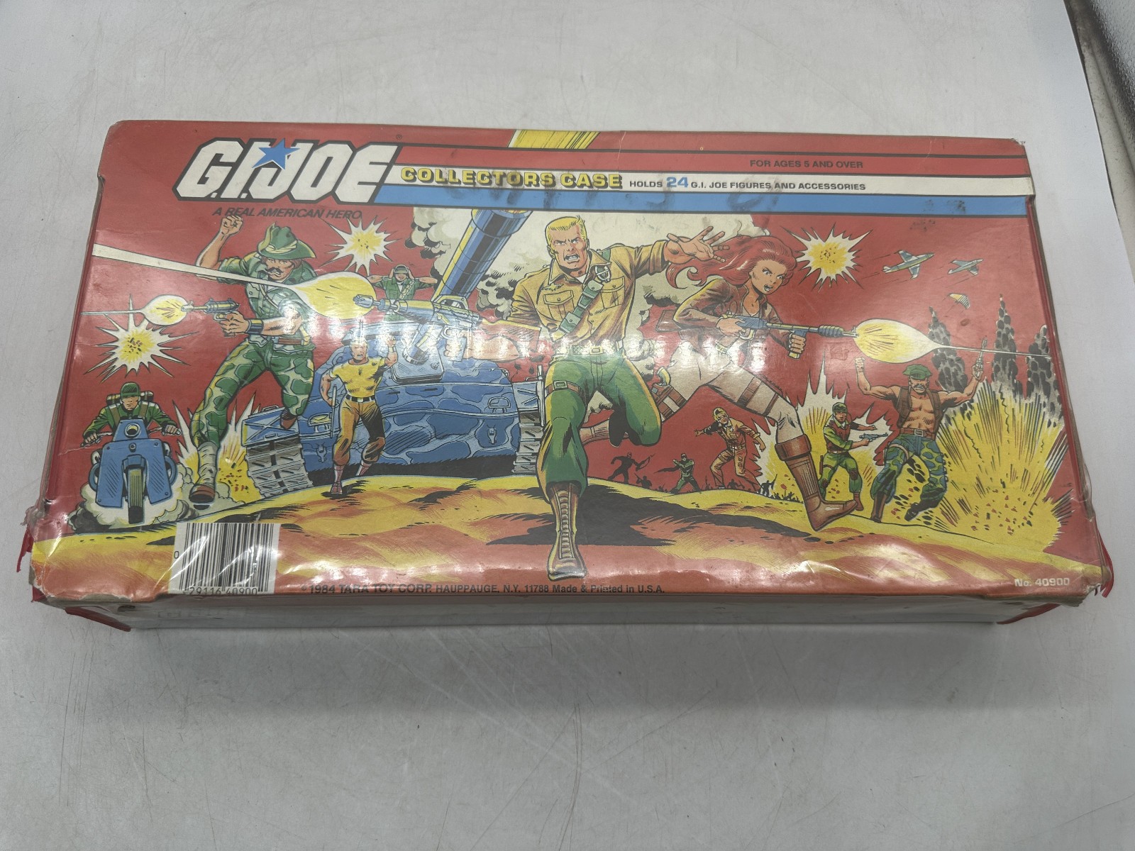 1984 GI Joe Collectors Case with Gung Ho Leatherneck Tomax Lift Ticket Wet Suit