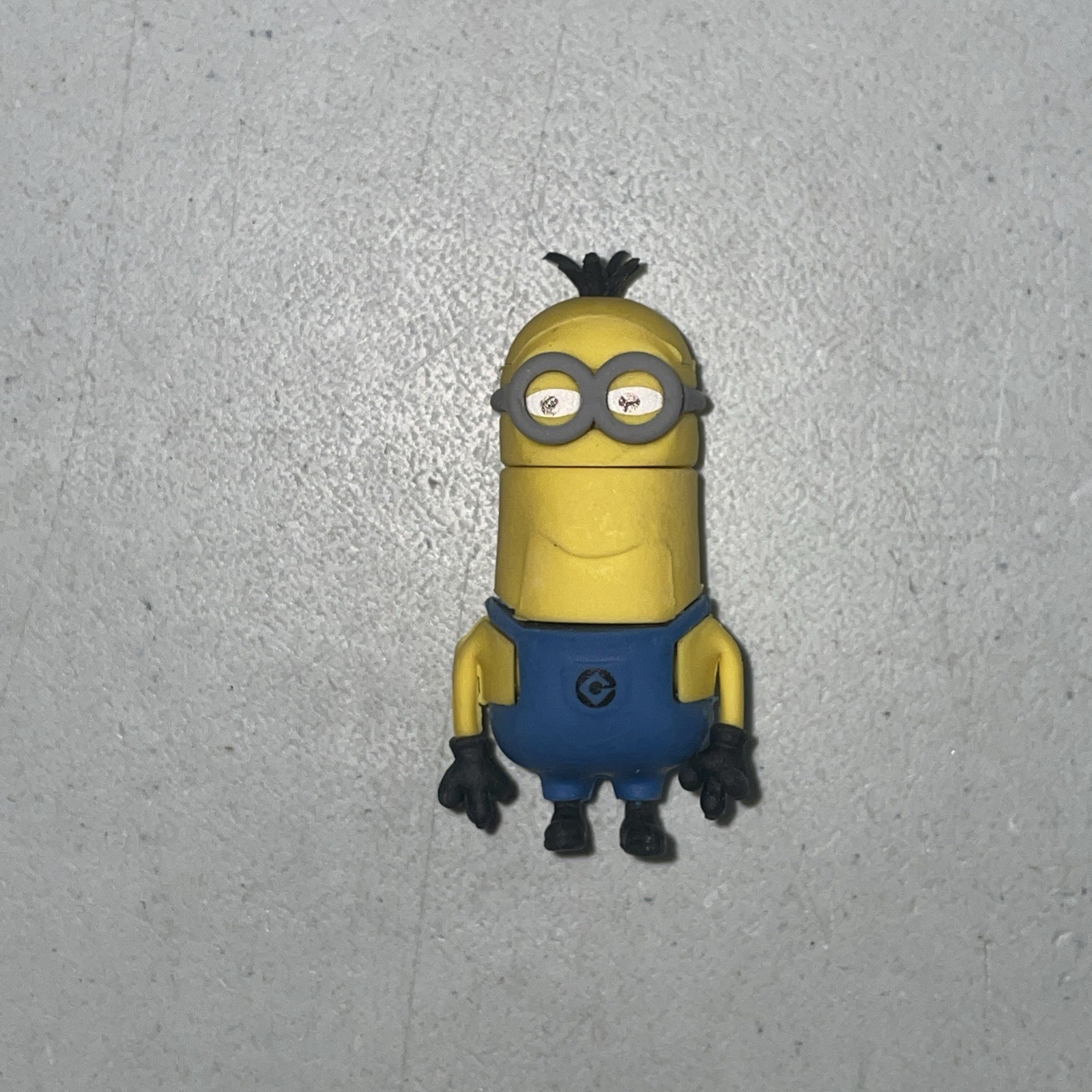 Despicable Me Minions 2&Prime; Kevin Build-a-Minion Figure w/ Removable Hands & Feet