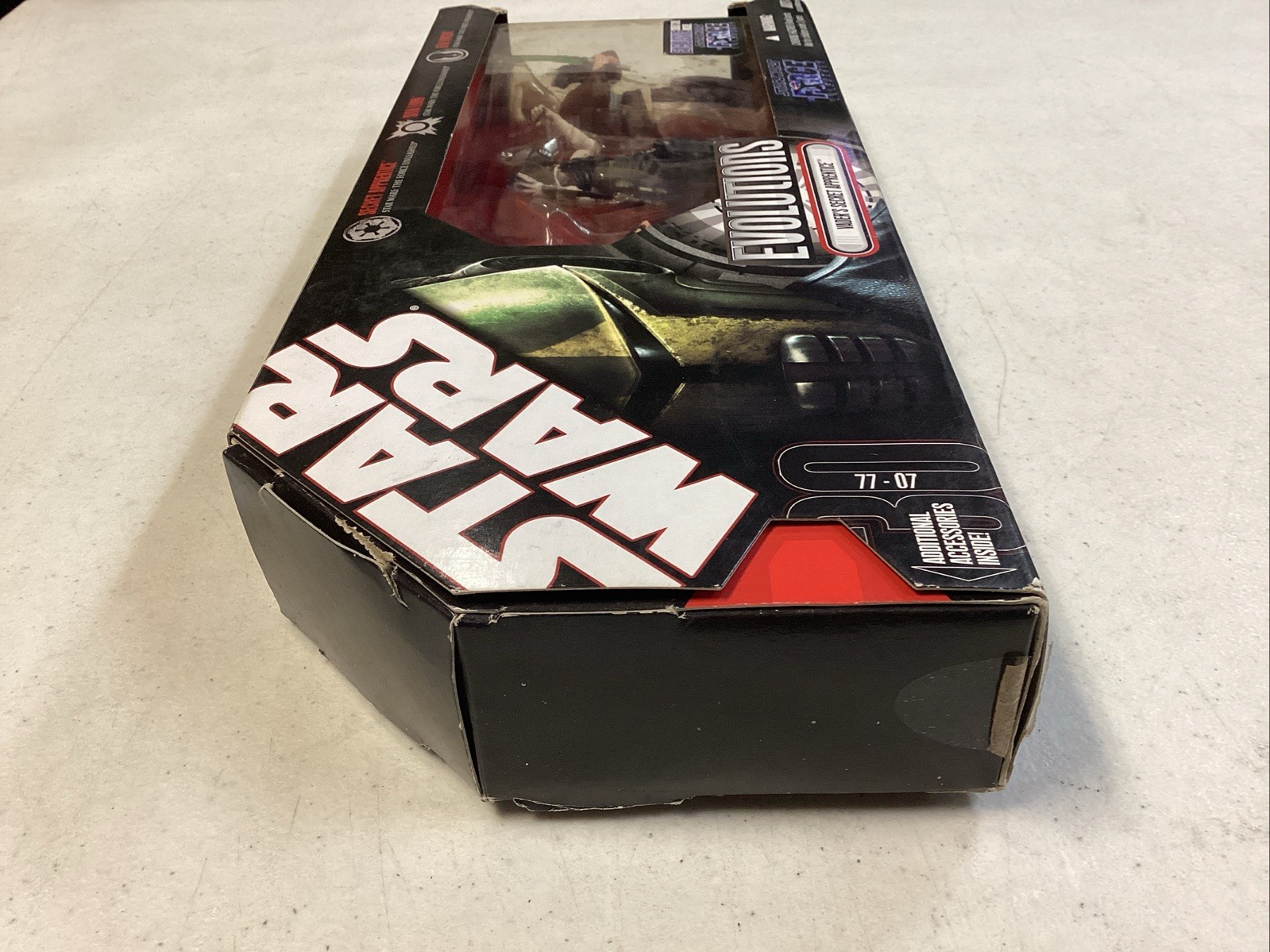 Hasbro Star Wars The Force Unleashed Evolution Vader&rsquo;s Secret Apprentice Action