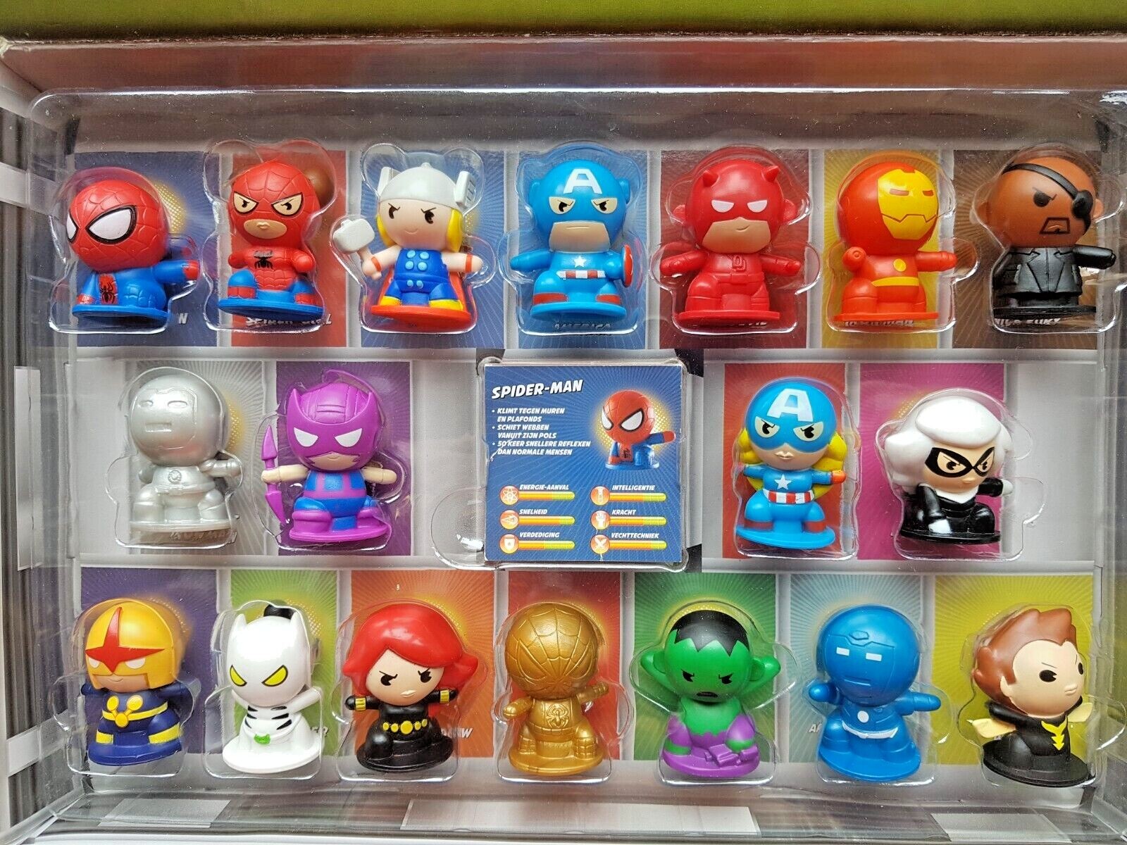 Super Heroes 18 Figurines Complete Set Supermarket Plus Netherlands Marvel RARE