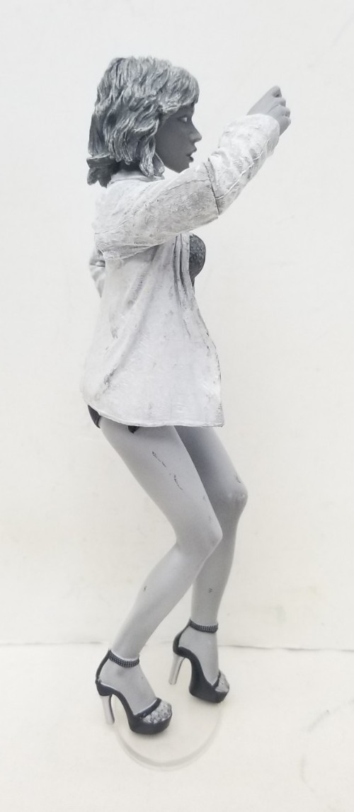 Incomplete NECA 6.5&Prime; Sin City SDCC 2005 Ex. Brittany Murphy B&W « Shellie » Figure