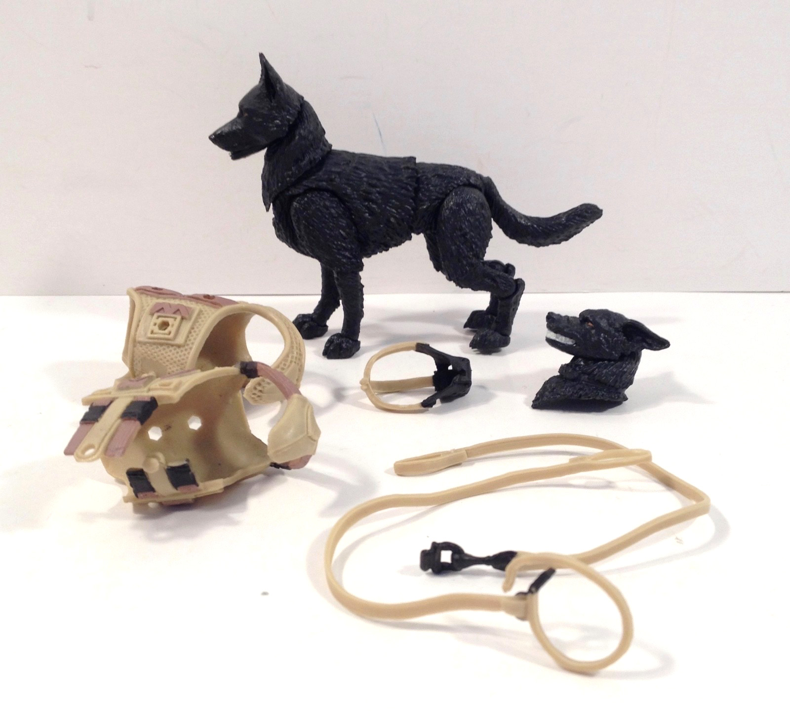 Marauder Task Force K9 Wraith Black Shepherd tan gear loose dog figure 4&Prime; 1:18