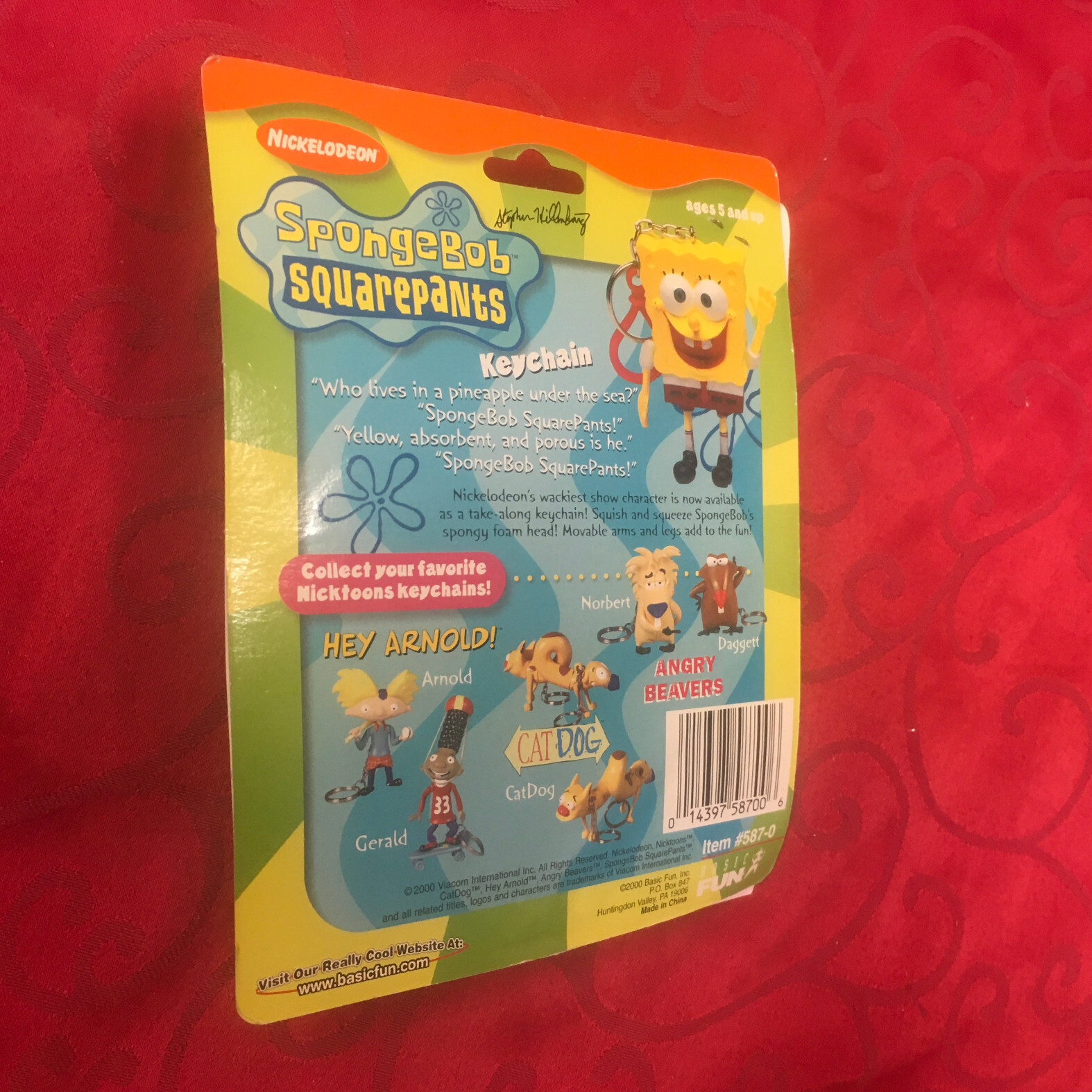 RARE Promo SpongeBob SquarePants KeyChain From Nickelodeon Viacom Party 2000