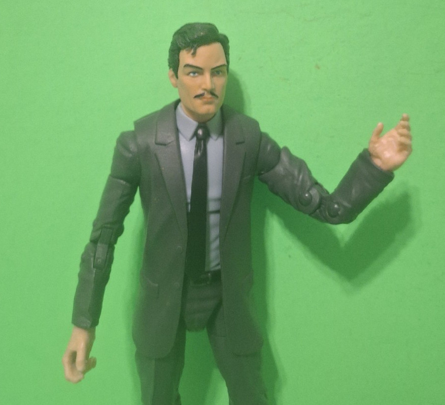 Marvel Legends TONY STARK *CUSTOM* + STARK INDUSTRIES SIGN + GREAT COMIC