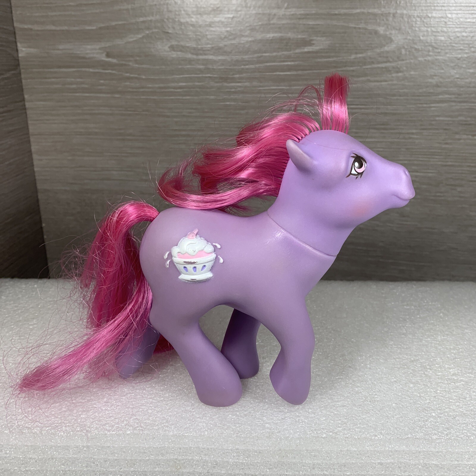 VTG MLP G1 My Little Pony Sherbet Sundae Raised Symbol Purple Pink 1987