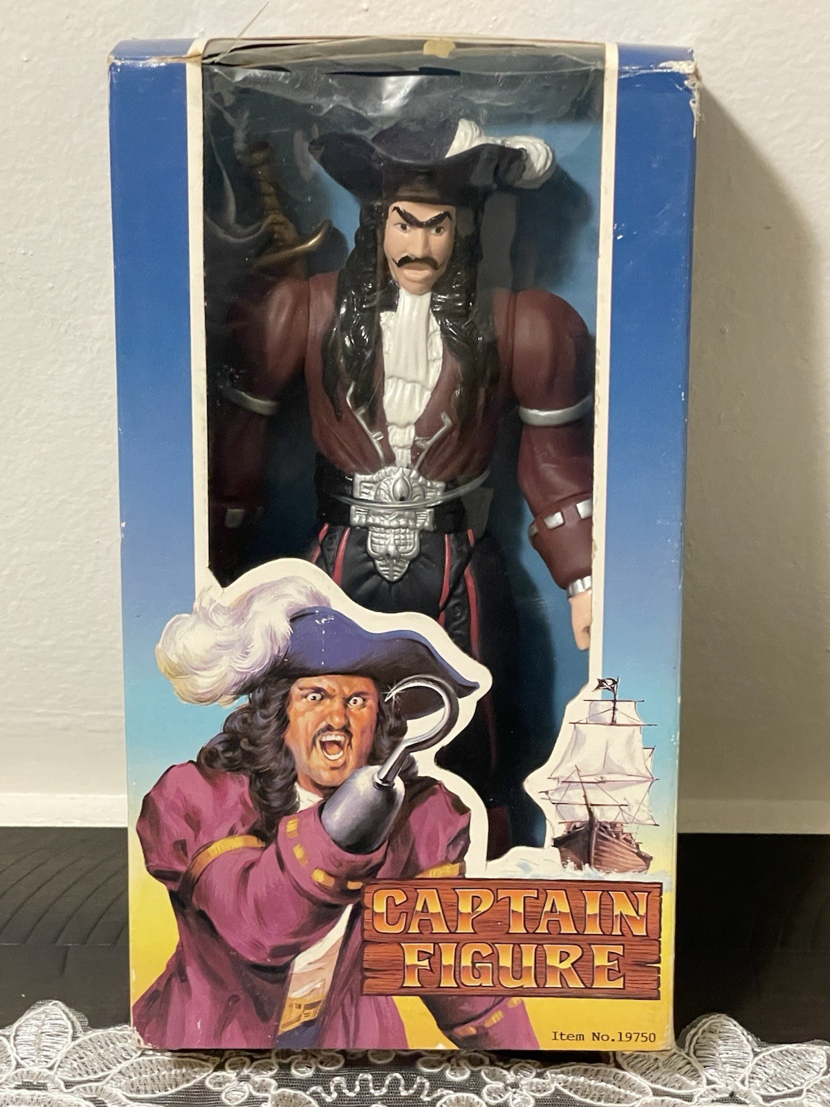 Rare Vintage Captain Hook Figure W/ Sword In Box