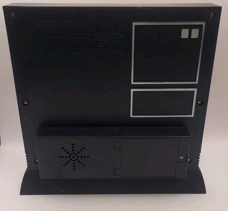 Star Trek: The Next Generation Electronic Console/Bank Playmates 1994 – NEW