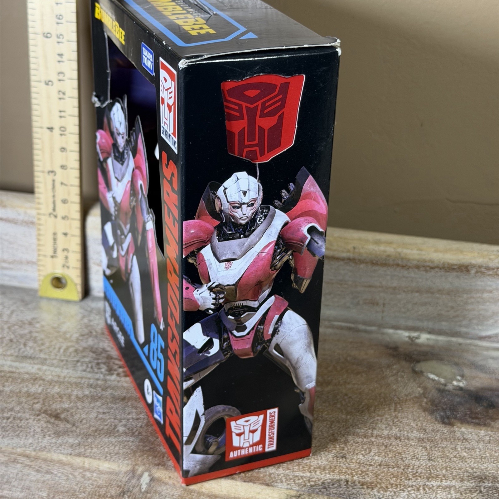 Hasbro Transformers Studio Series 85 Arcee (Bumblebee) Action Figure F3162