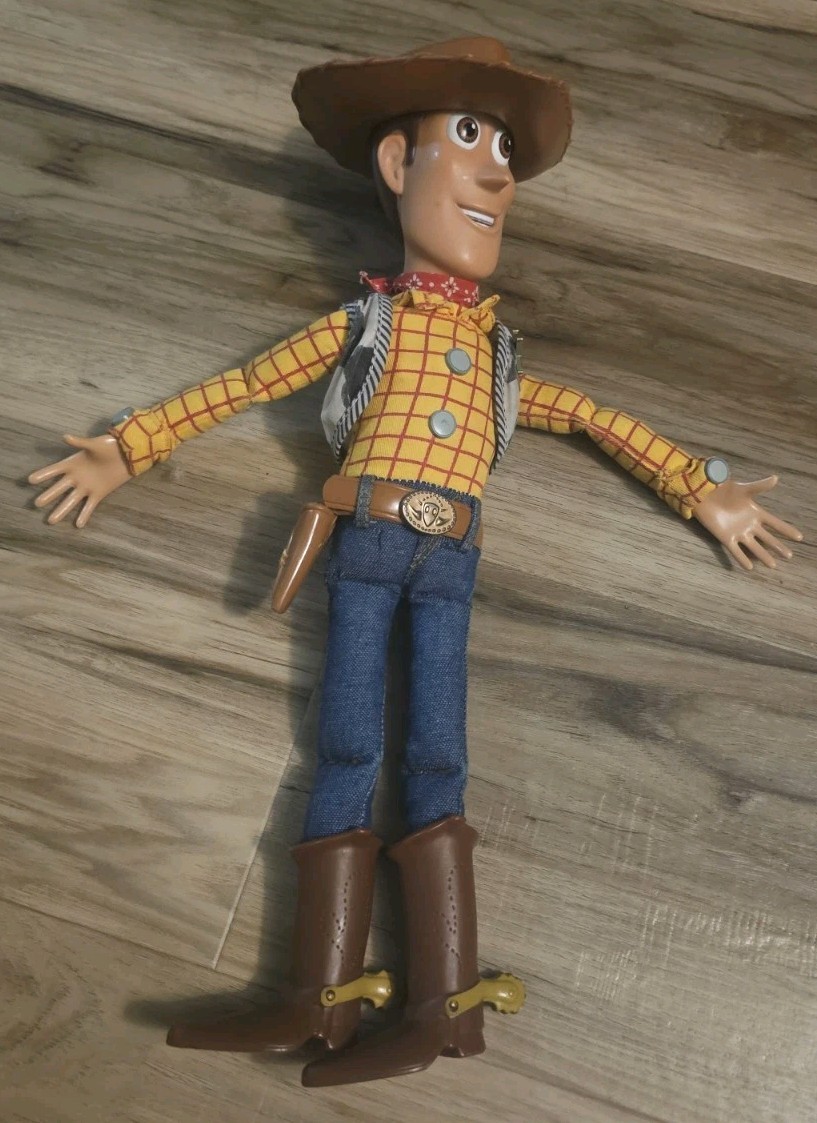 Toy Story 4 Woody Tested Works With Hat.