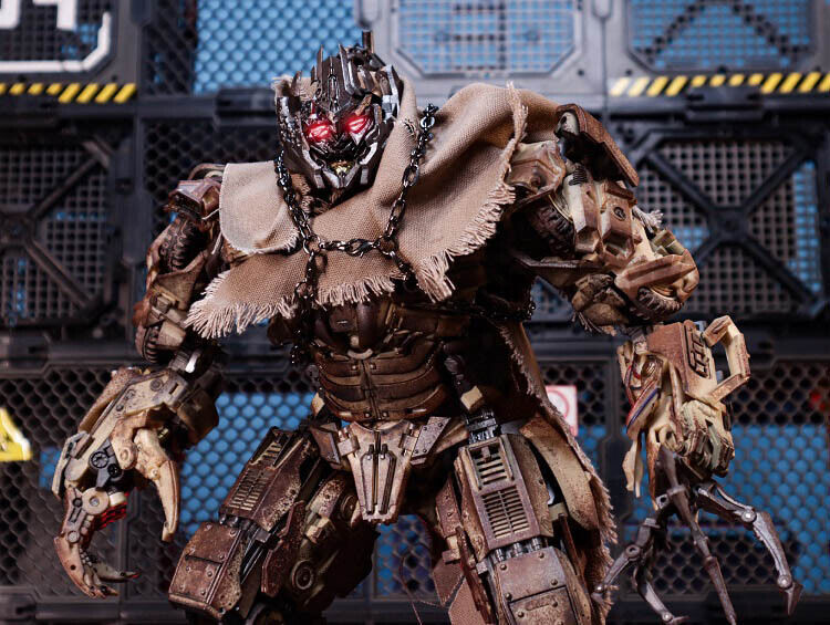 New In Stock Unique Toys R-05 Desperado Mege Truck Desert Version Action Figure