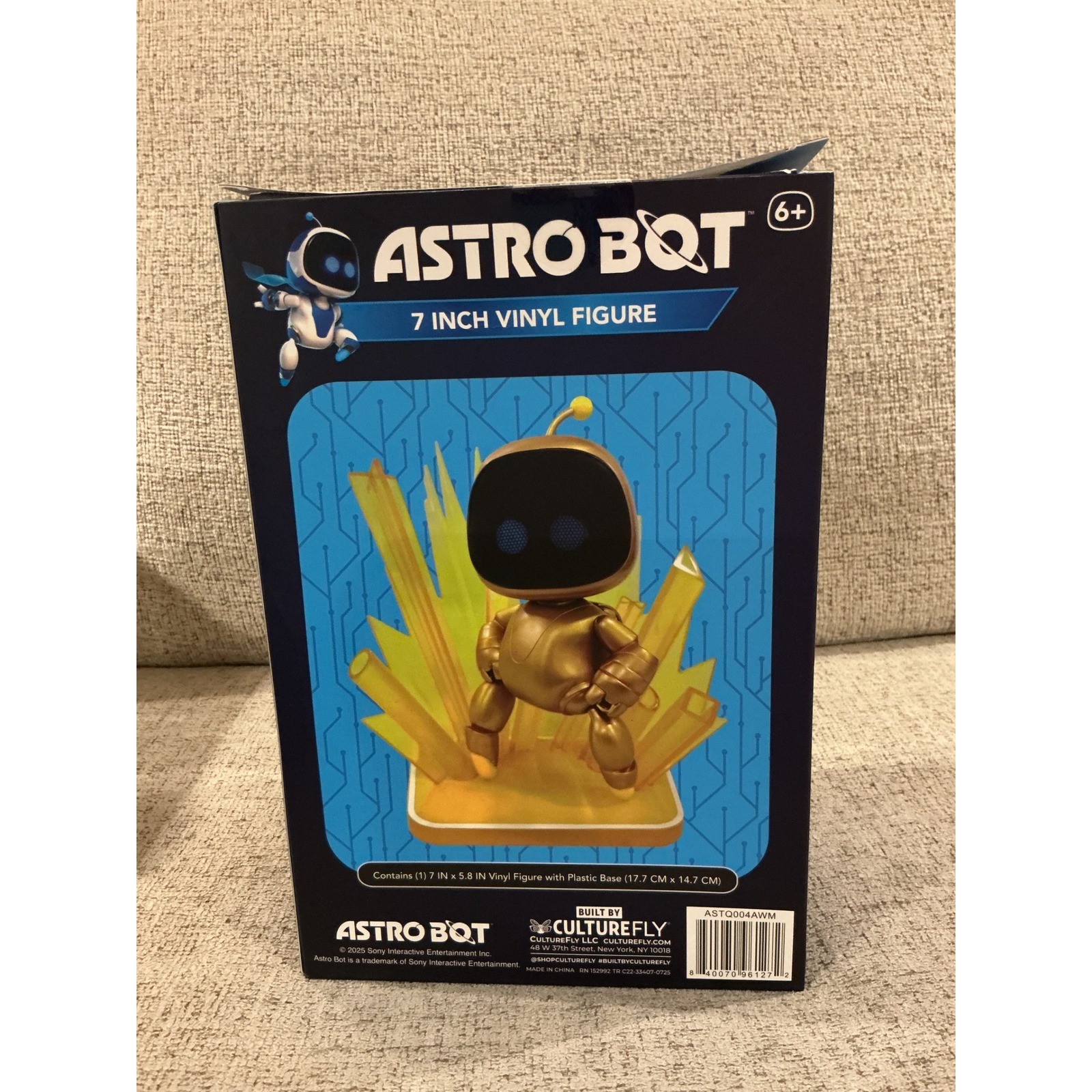 Astro Bot 7 Inch Vinyl Figure Gold PlayStation CultureFly Collectible ASTQ004AWM