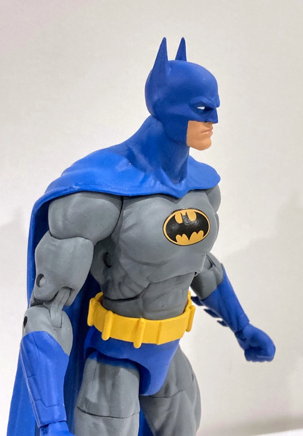 DC Essentials Knightfall Batman 7&Prime; Action Figure #21 DC Collectibles 2020 NM