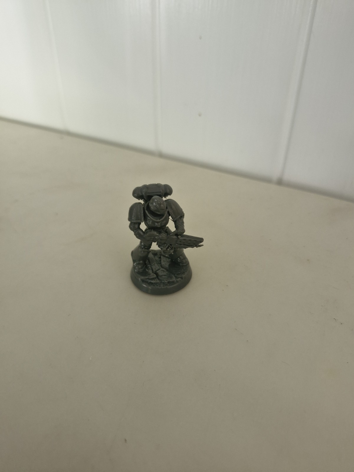 28mm Sci-Fi Armoured Soldier Miniature – Tabletop Wargaming Figure