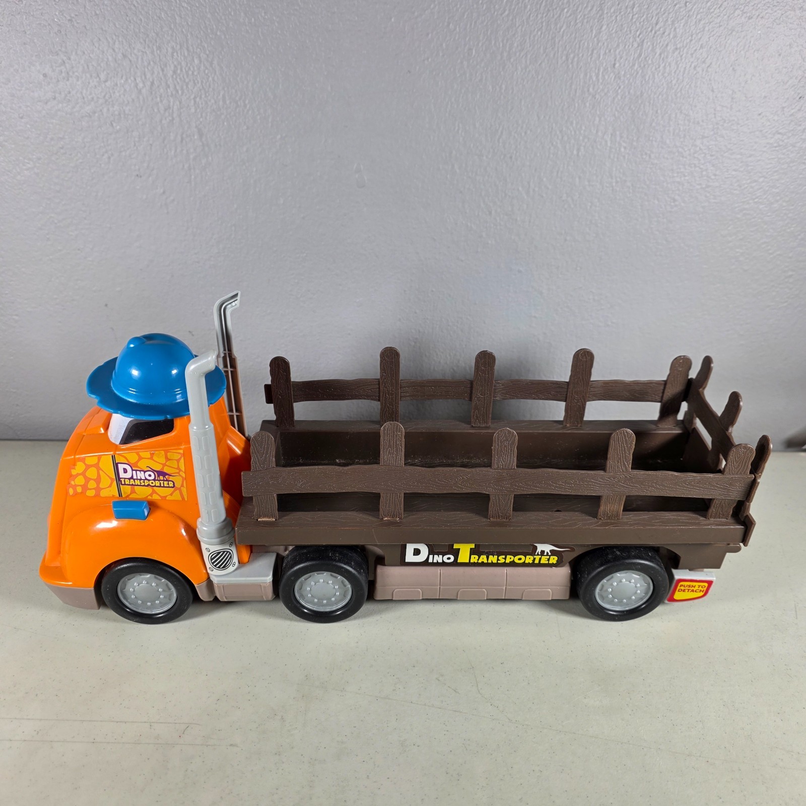 Dino the Transporter – Disney Pixar Cars – Movie Toy Truck – Sound Works – 14.5&Prime;