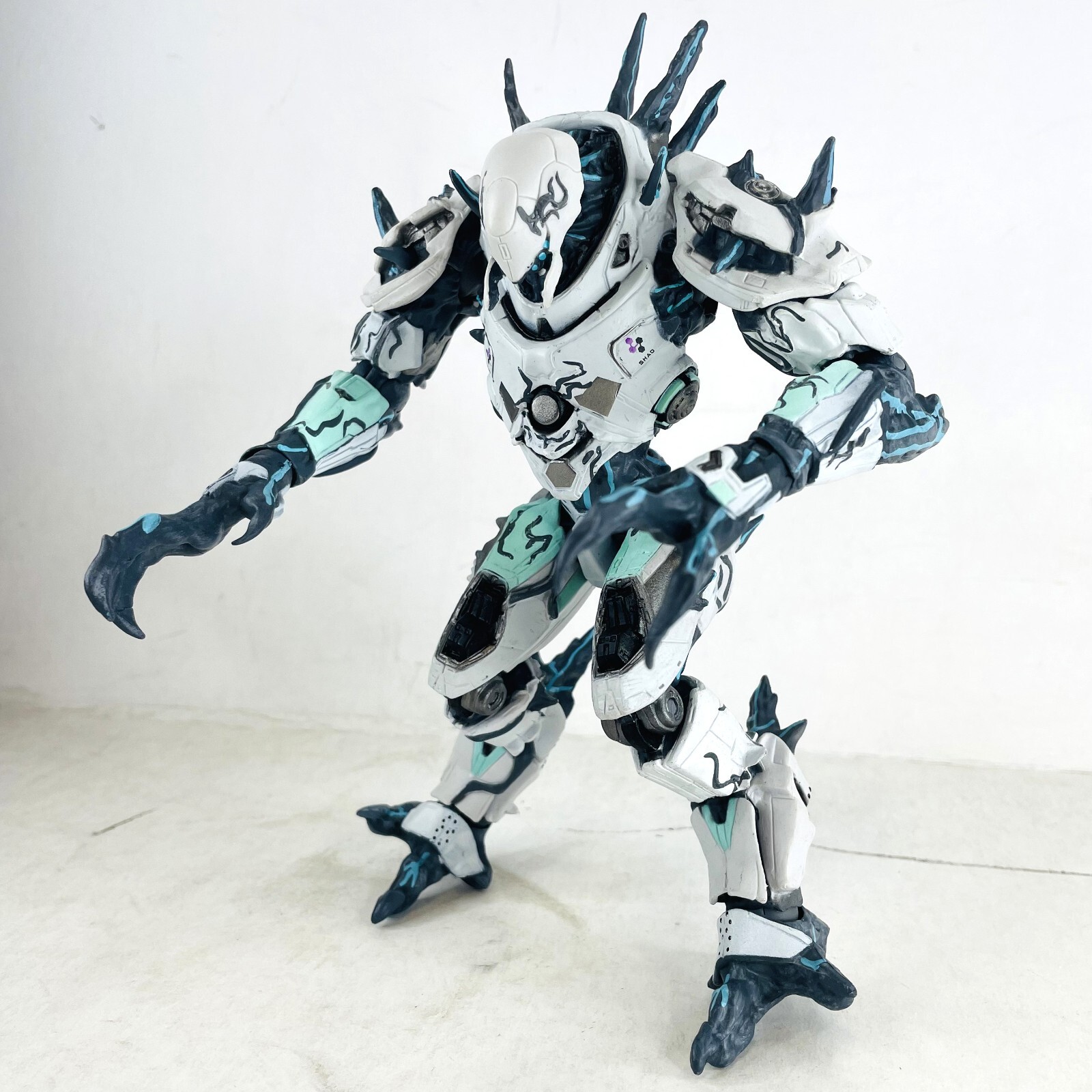 Kaiju Drone Jaeger 7&Prime; Movable Action Figure Toy Statue Pacific Rim Gift Box