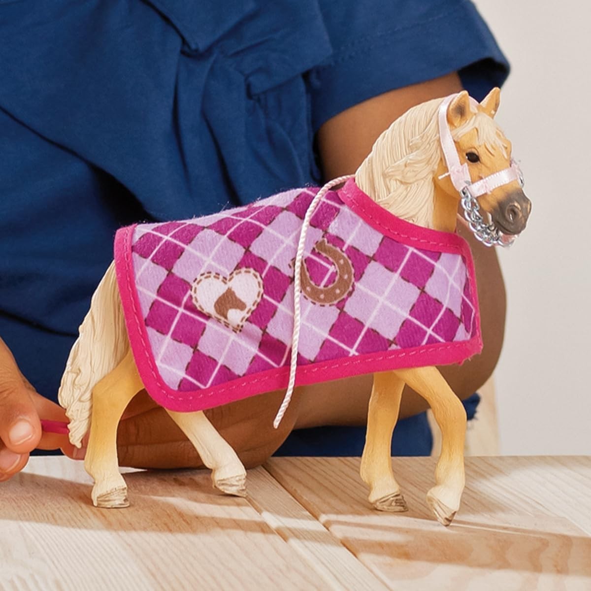 Horse Club, Horse Toys for Girls and Boys, Sofia&rsquo;s Fashion Creation Horse Set…