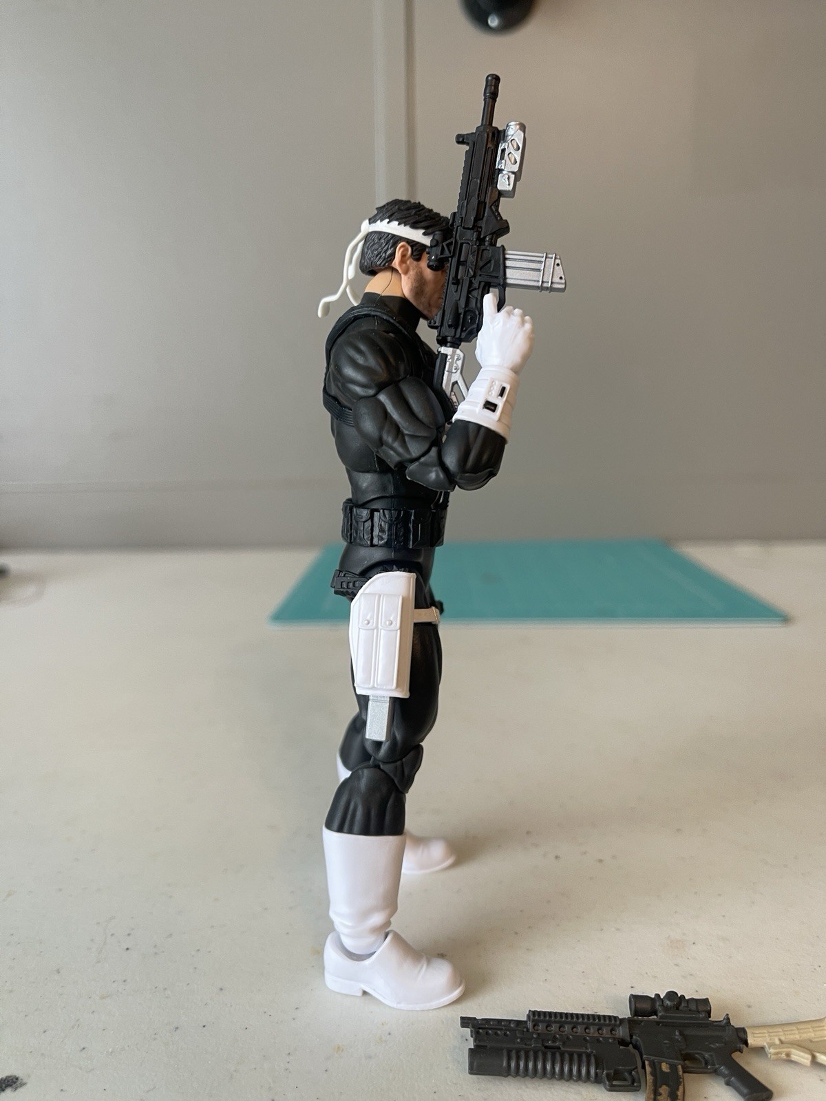 Marvel Legends Custom PUNISHER from War Journal Set w/ Bushwhacker