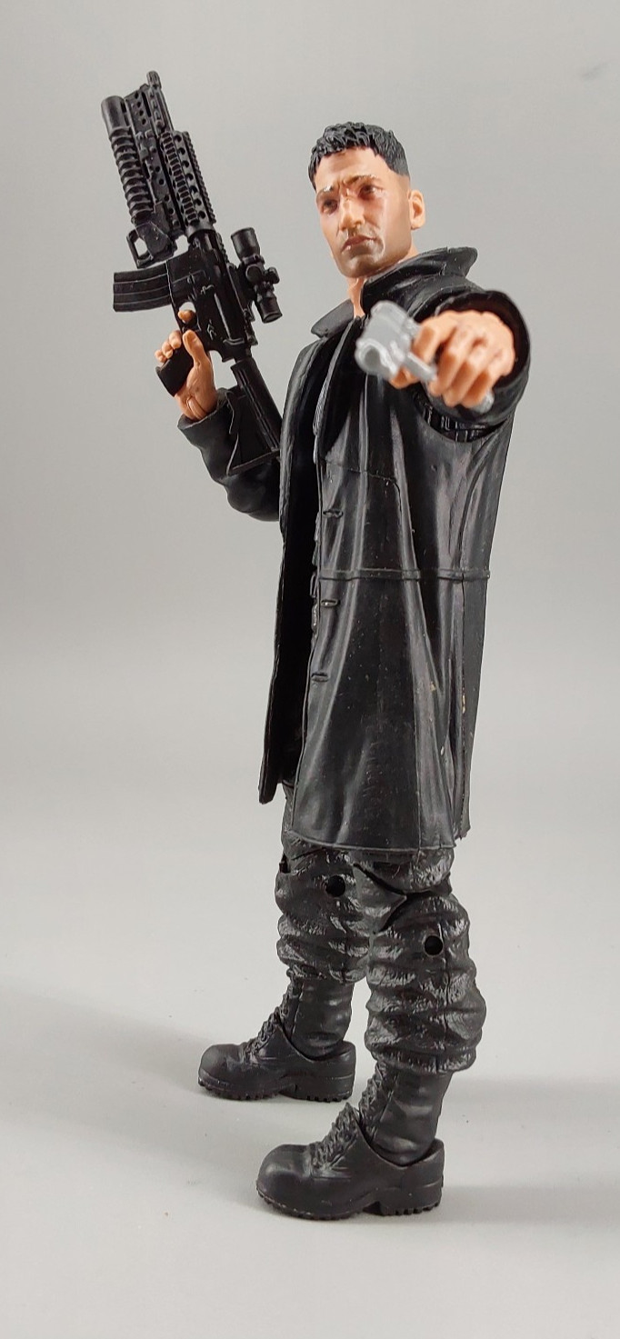 Punisher 6&Prime; Action Figure Marvel Legends Jon Bernthal Hasbro 2017 LOOSE