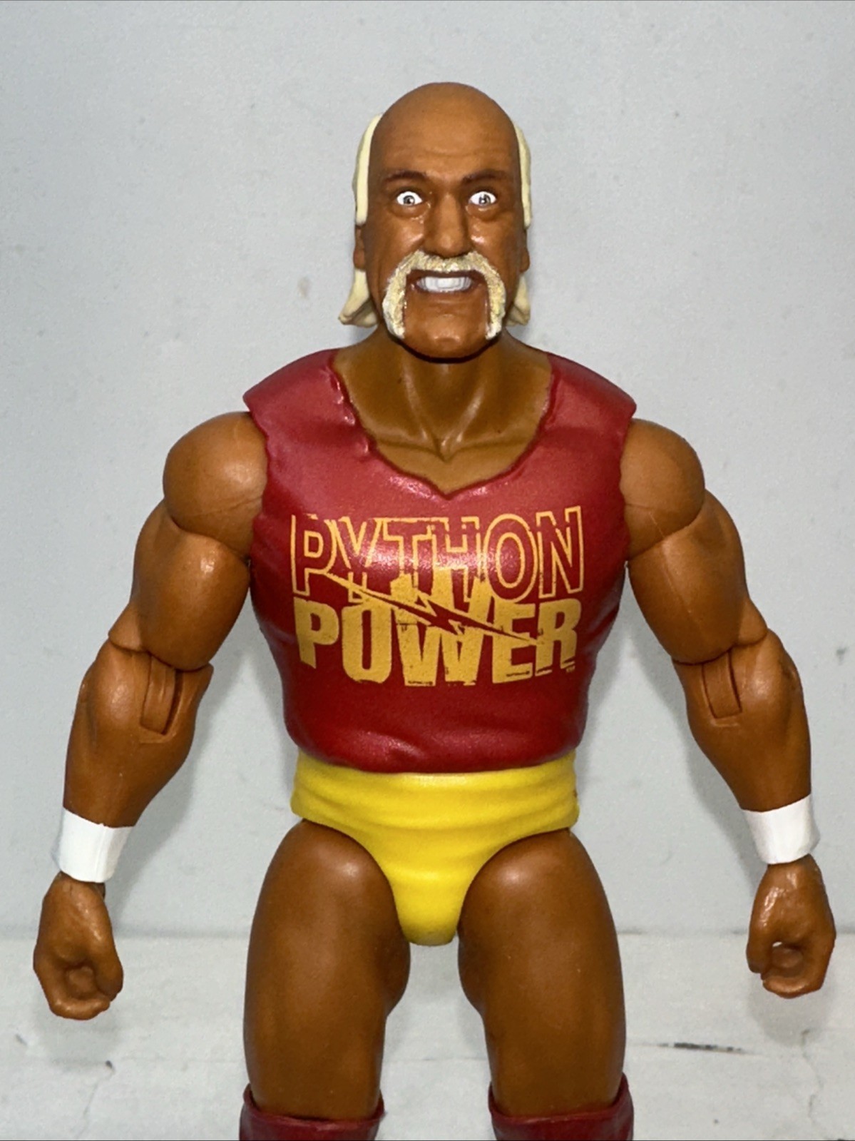 Hulk Hogan Hollywood WWE Basic Main Event Series 148 Python Power WWF NWO Figure