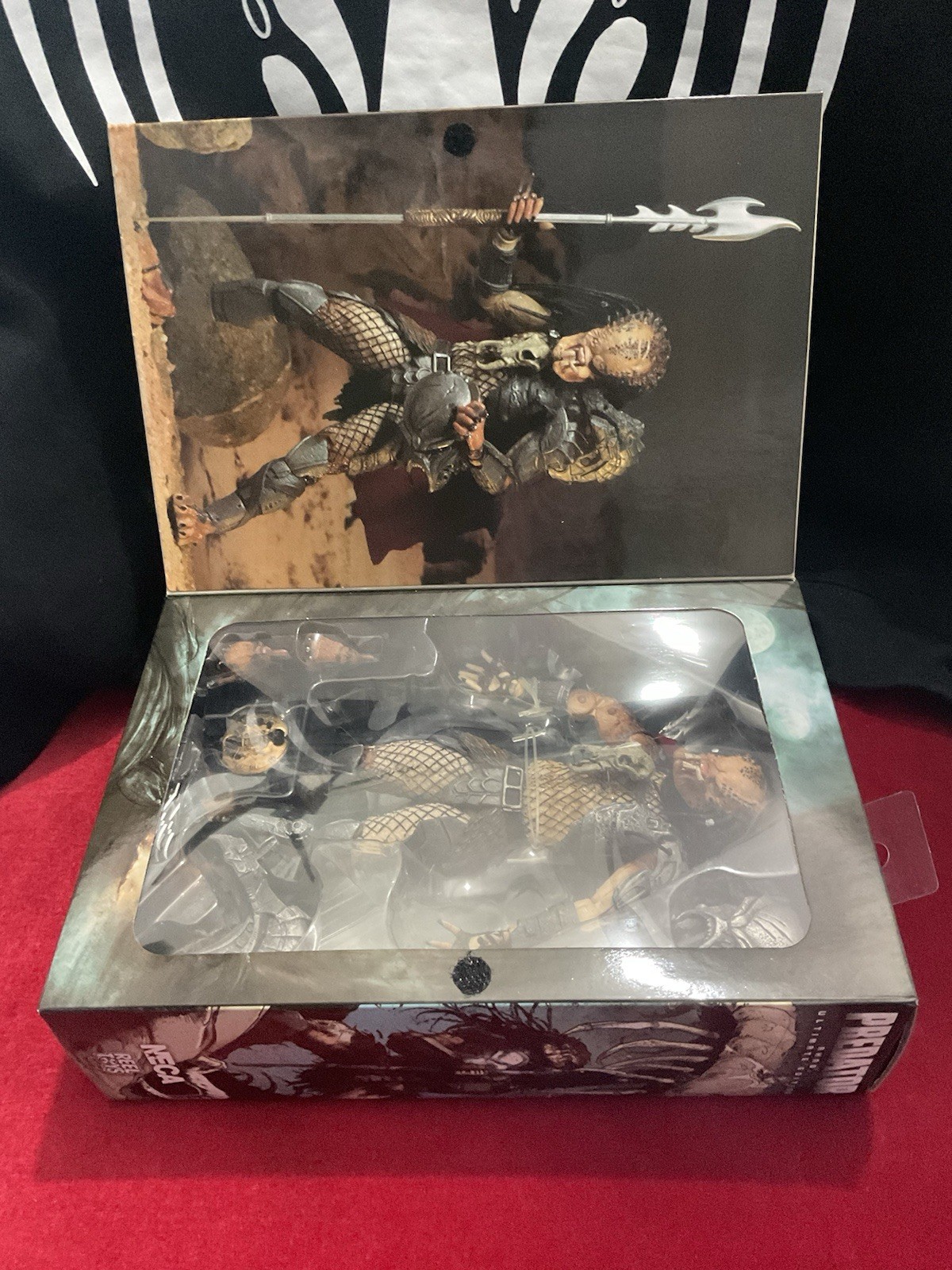 *RARE* NECA Ghost Predator + Ultimate Ahab NIB (SEALED) Lot Of 2