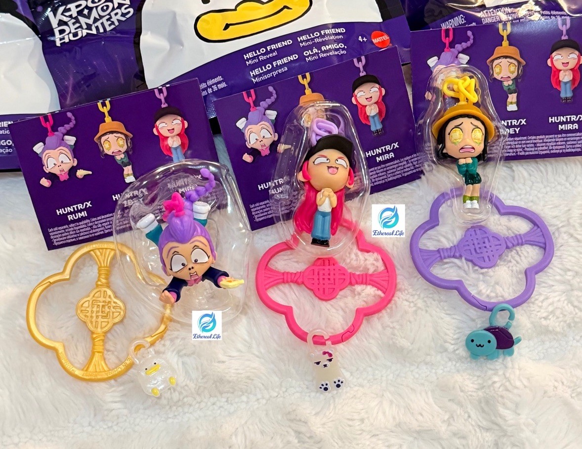 Netflix KPop Demon Hunters Mini Collectible Keychain Doll, RUMI, ZOEY, MIRA set
