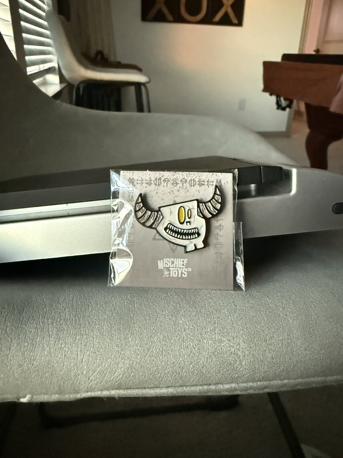 Mischief Toys – Possessed Gastley Pin – LE 105