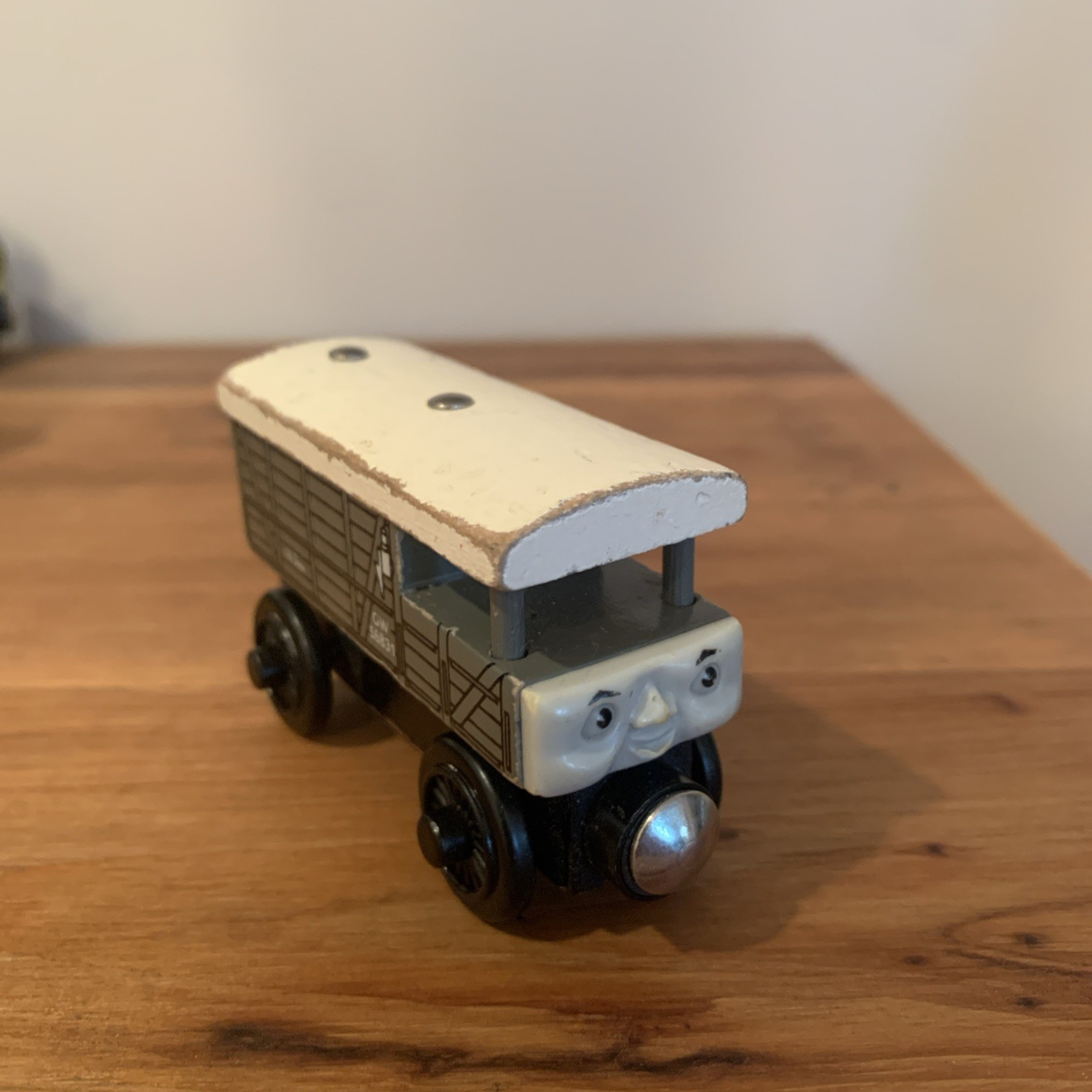 Thomas & Friends Wooden Railway Toad Grey Brakevan Train Car