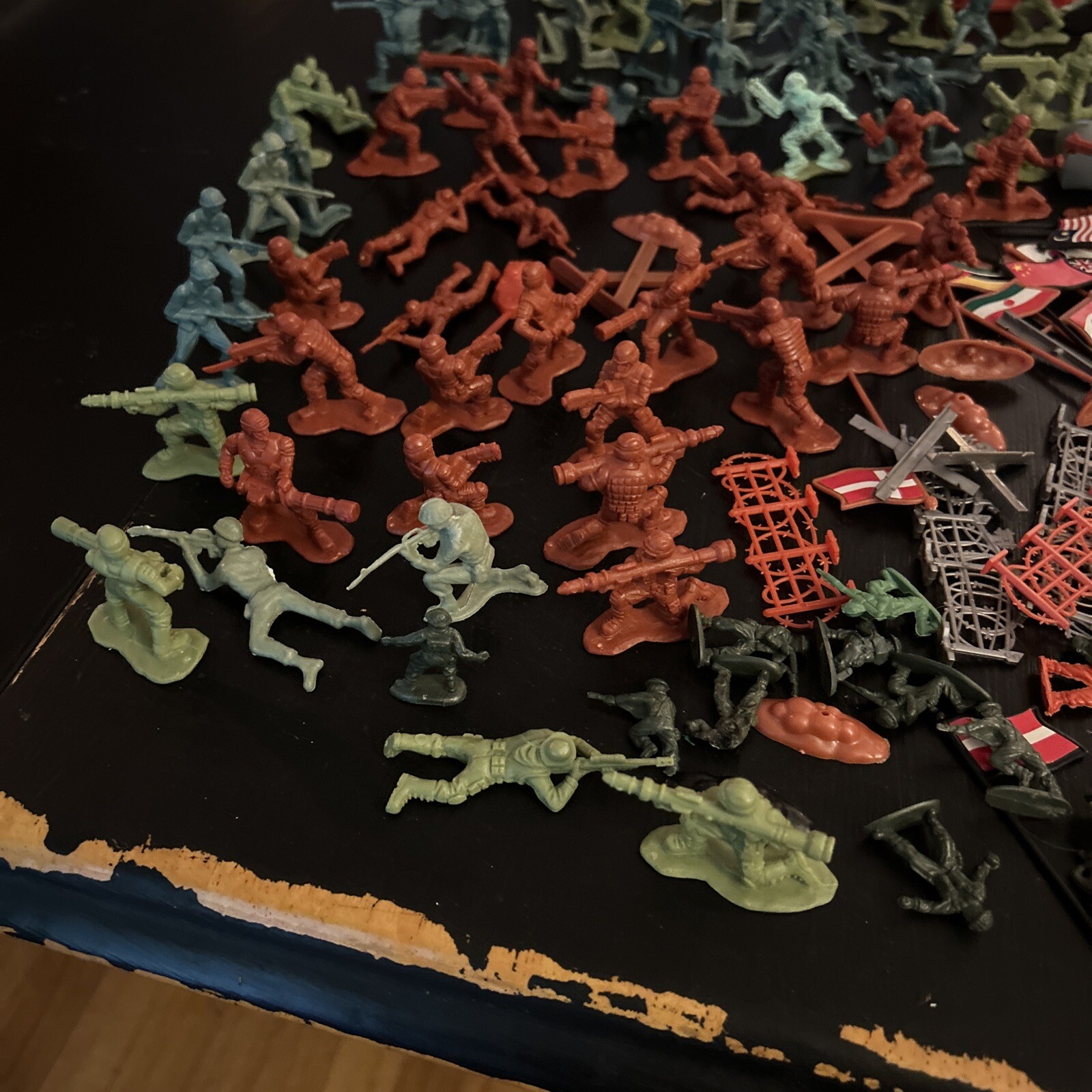 Lanard & Misc Military Action Figures Weapons Vehicles Fences Flags Lot Of 200+!