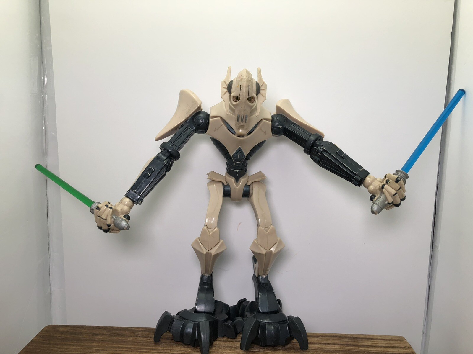 Star Wars General Grievous LFL Action Figure C-015D Black Sound Lights 2009