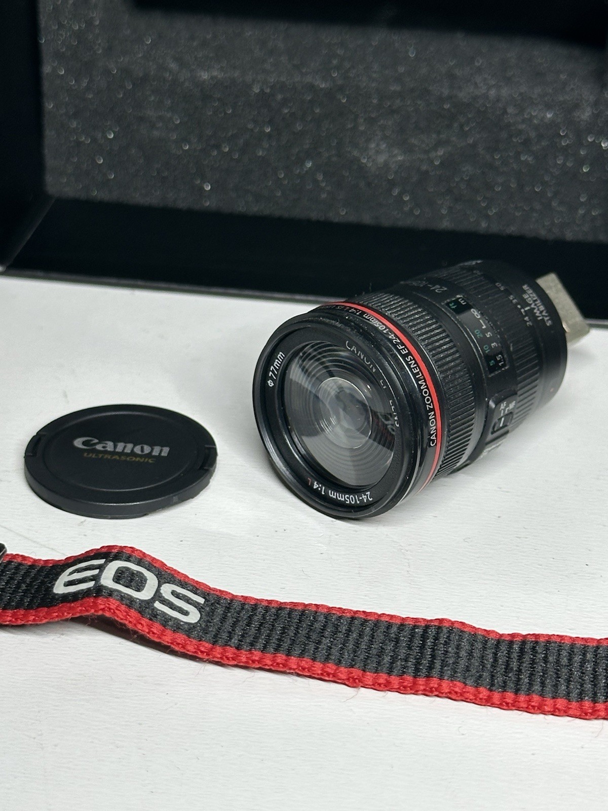 Canon Miniature Camera EOS 5D Mark III EF24-105mm F4L IS USM 8GB USB Flash Drive