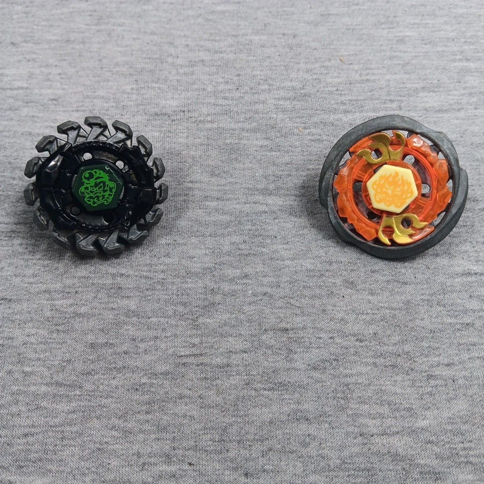 Beyblade Metal Fusion Burning Firestrike – Poison Scorpio vs/ & Burn Fireblaze
