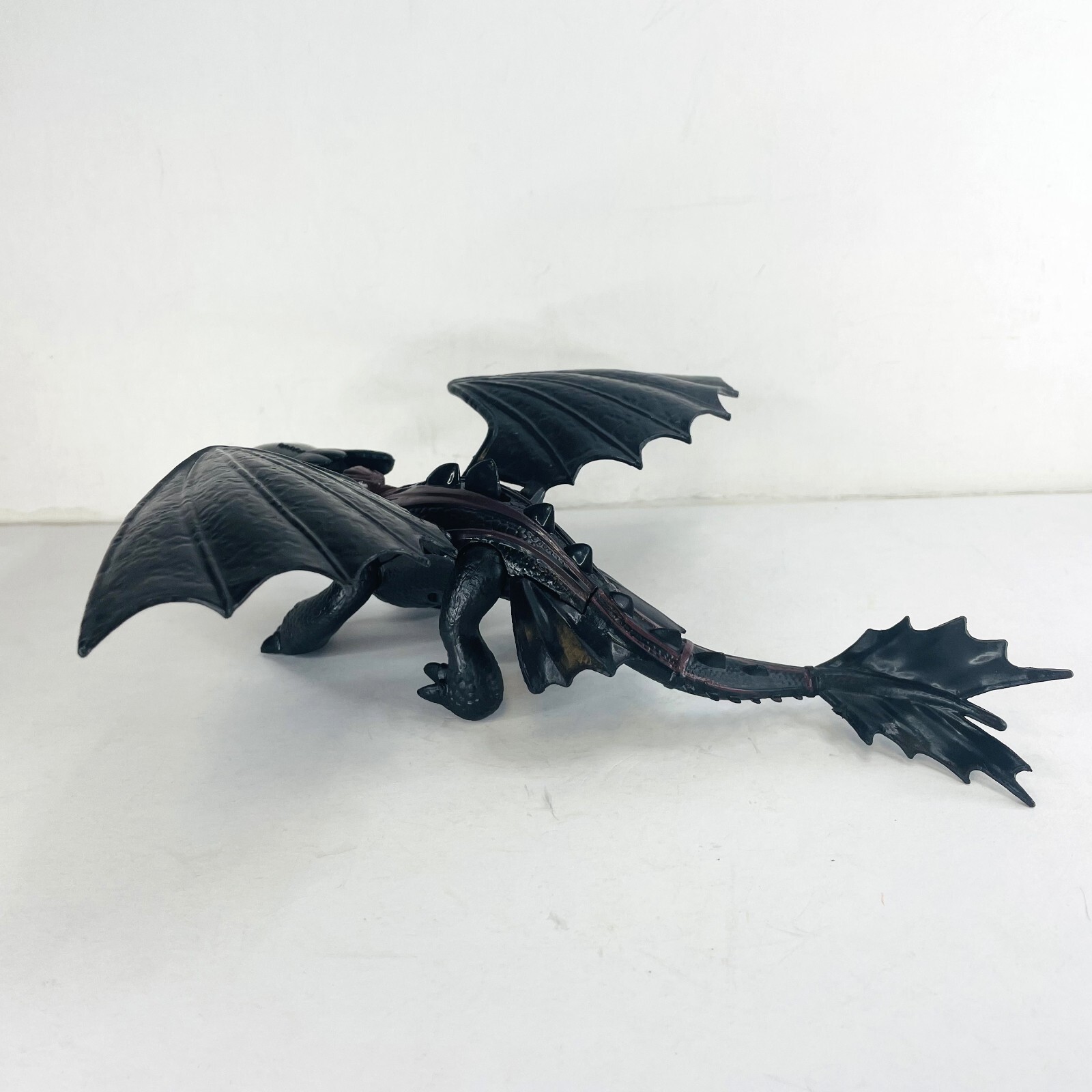 How to Train Your Dragon 9.5&Prime; Toothless and 6.7&Prime; Lightfury 2 Figures Set BULK